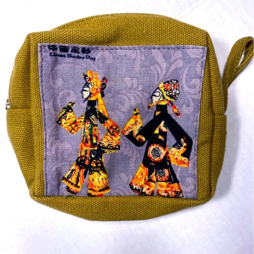 Square trinket bag with zipper